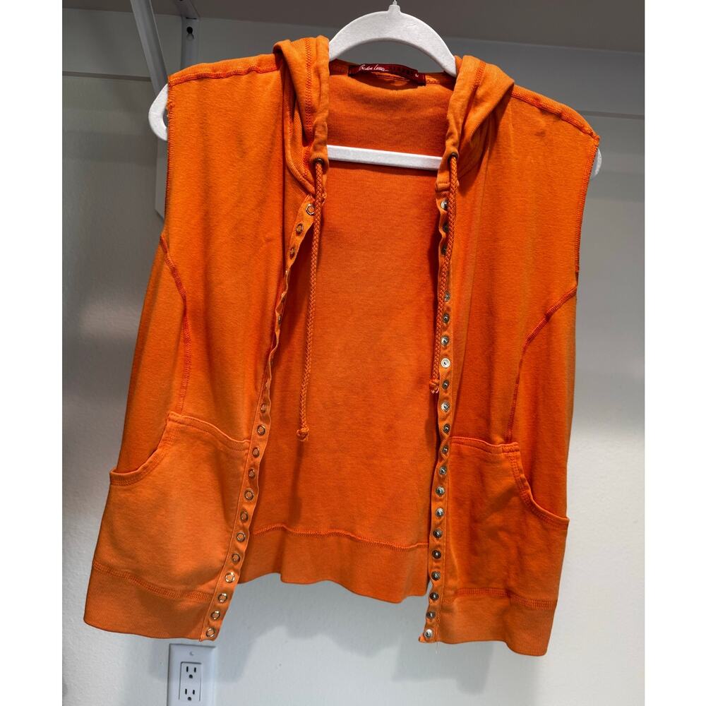 Barbara Lesser Fibers Women's Sleeveless Hoodie Vest Full Button Up Size Medium‎